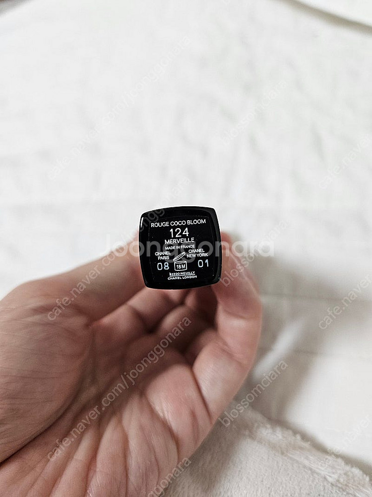 새제품) 샤넬 루쥬 코코 블룸 124 멀베일 루즈--4