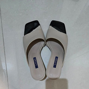 [세라] 뮬 샌들/225사이즈/8cm(택포 3만원!!)