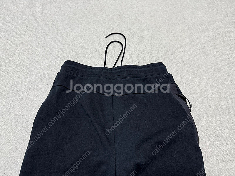 나이키 테크팩 반바지 남성용 30인치 판매합니다--2