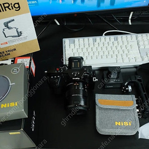 파나소닉 루믹스 GH7, 라이카 12-60 렌즈 풀세트 판매 (25년 6월 구매)