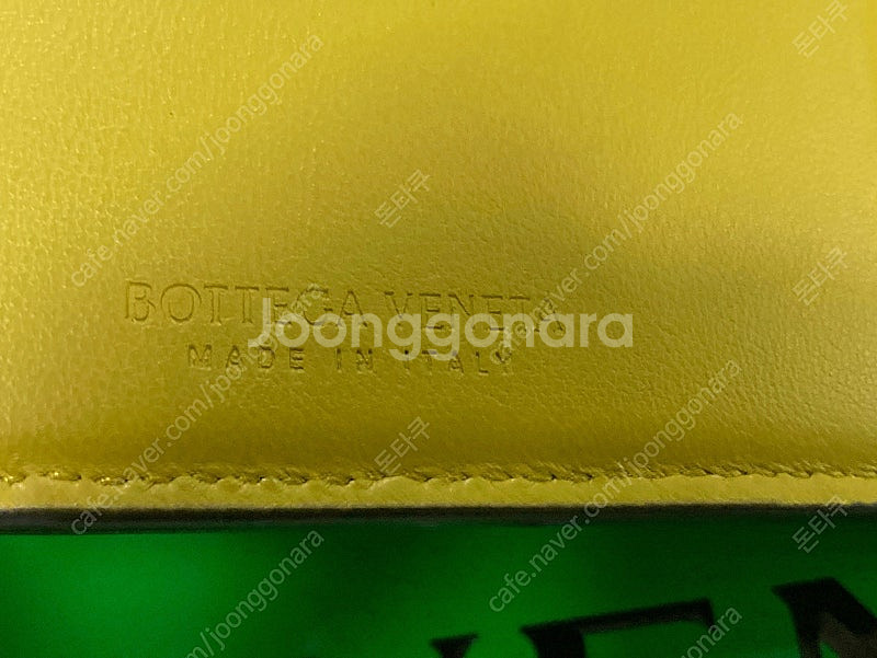 보테가 베네타 반지갑--3