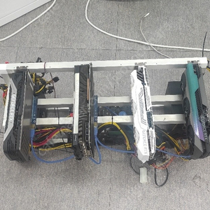 rtx 3080 4way 채굴기 150만원 판매합니다.
