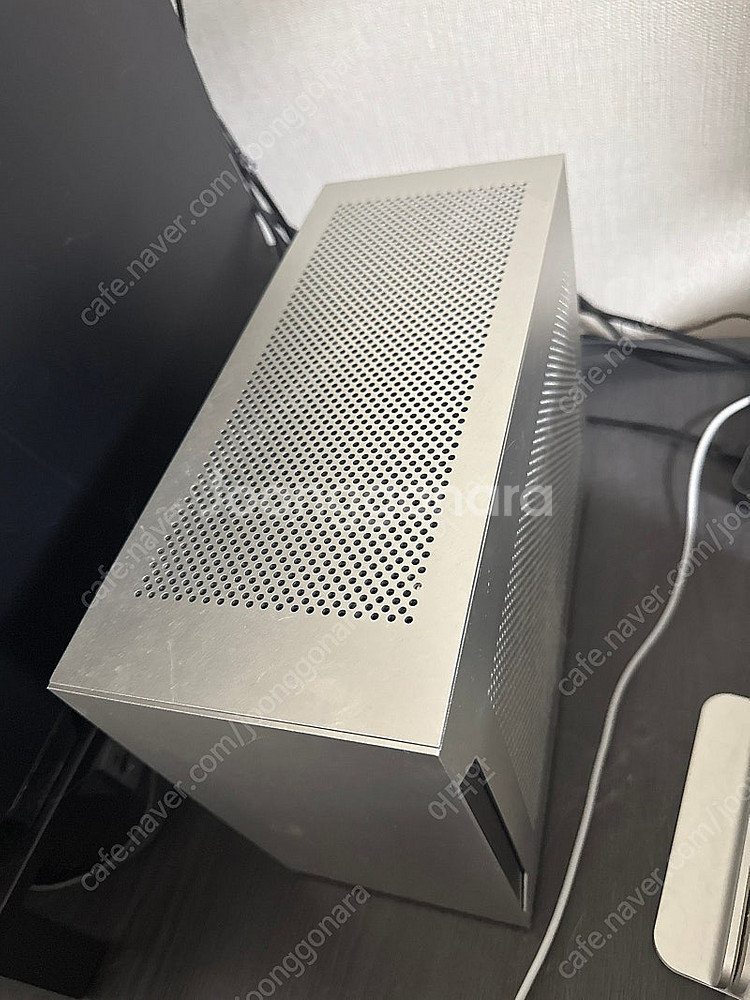 12600k + 4060 sff 데스크탑--0