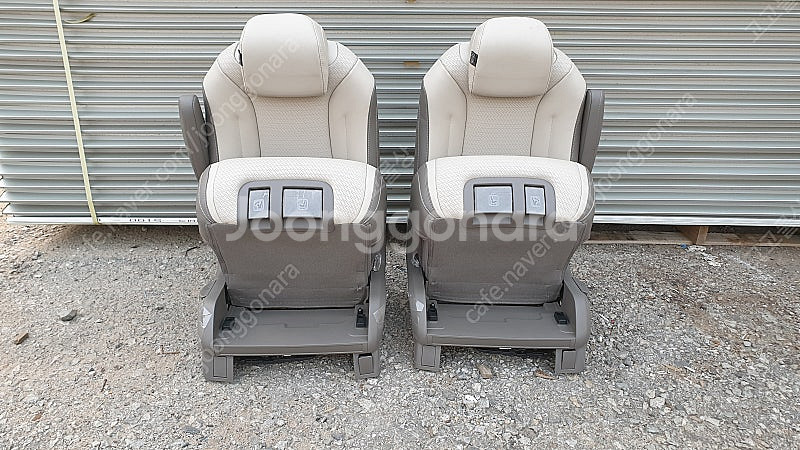 4세대 카니발 9인승 [2열, 3열, 4열 시트] 판매 합니다--3