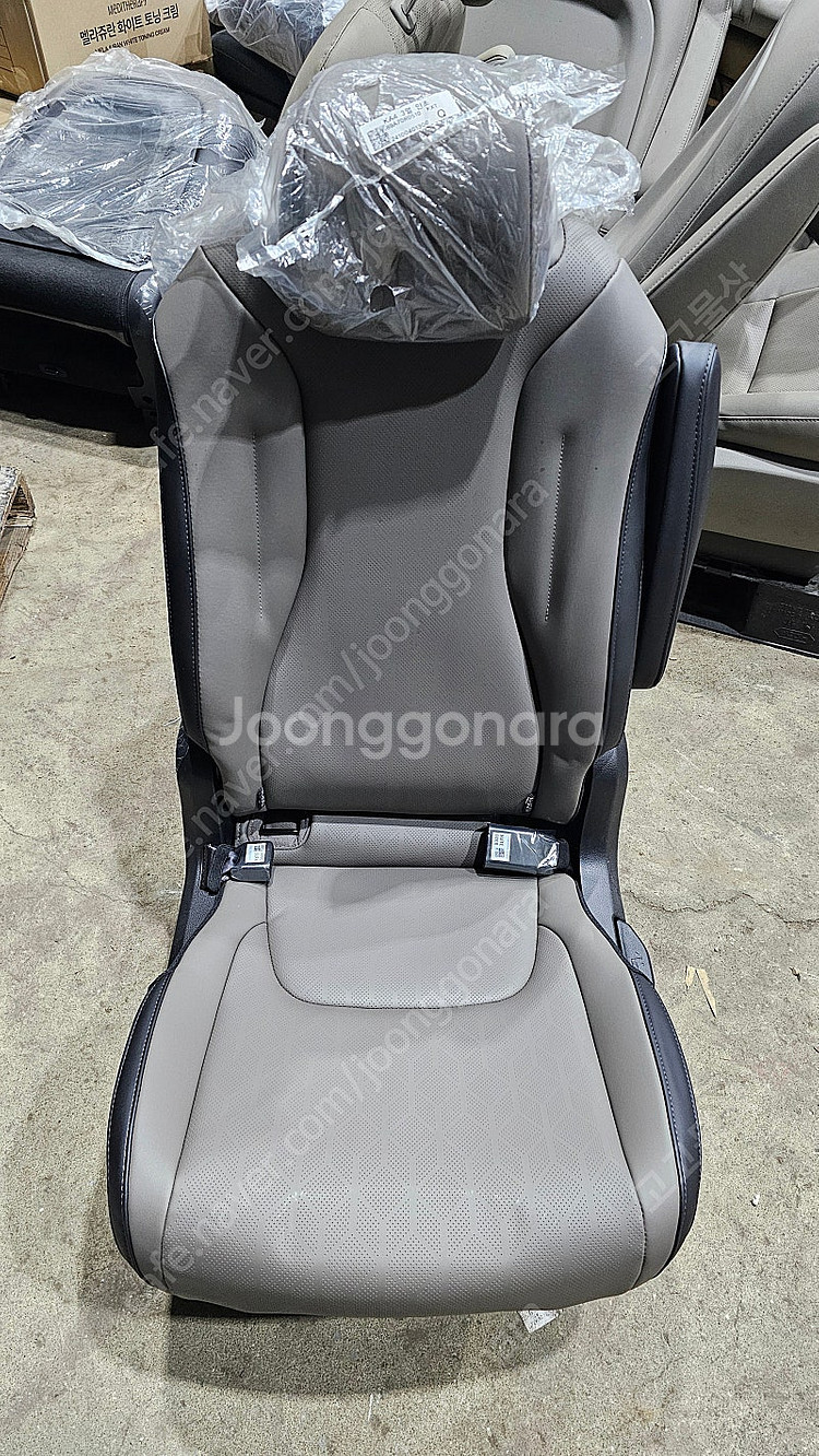 4세대 카니발 9인승 [2열, 3열, 4열 시트] 판매 합니다--5