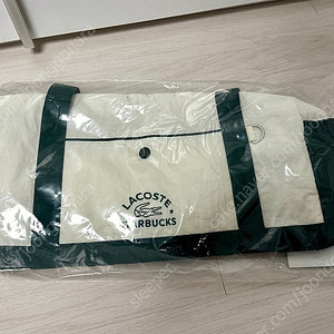 (비닐듣지않은 새제품) 스타벅스 라코스테 멀티백 그린