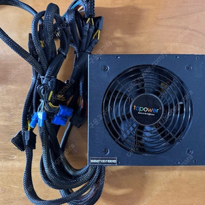topower(탑파워) 500w 브론즈 팝니다.