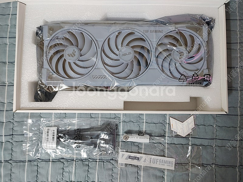 ASUS 5070 Ti 터프 화이트 대원씨티에스 팝니다...--1