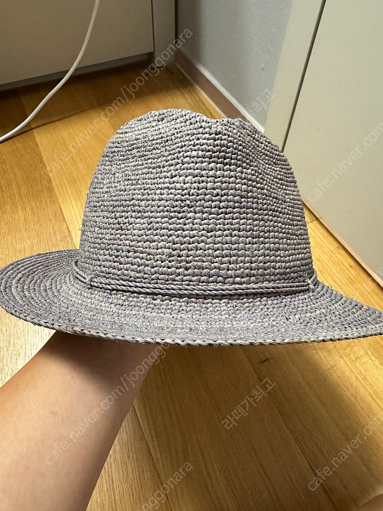 헬렌카민스키 라피아 페도라 이미지