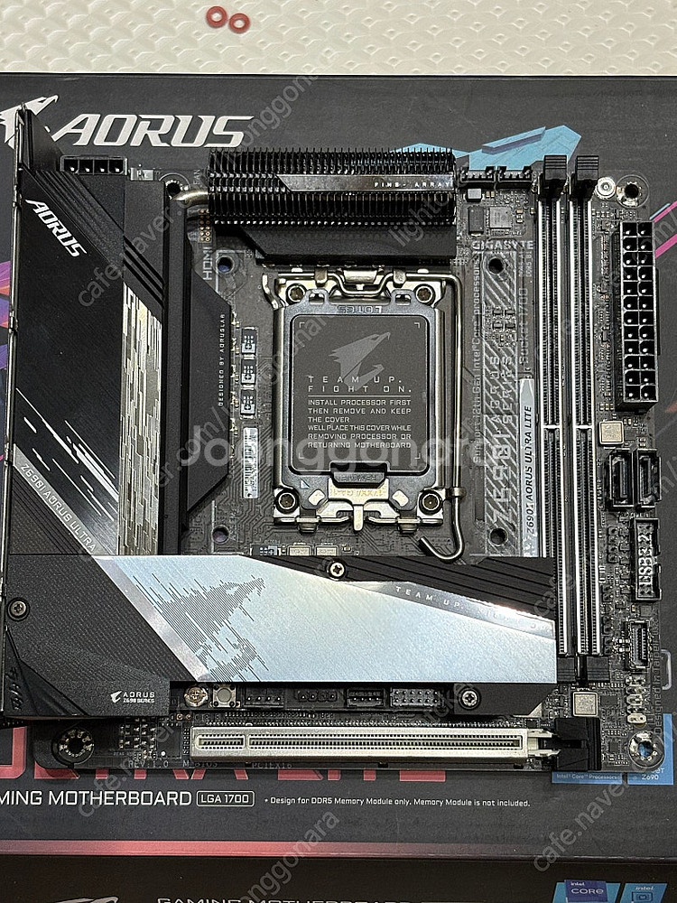 z690i aorus ultra lite ddr5--3