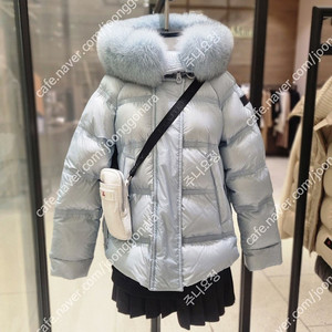 페트레이 여성패딩 스카이블루 새상품 (24년12월 구매)