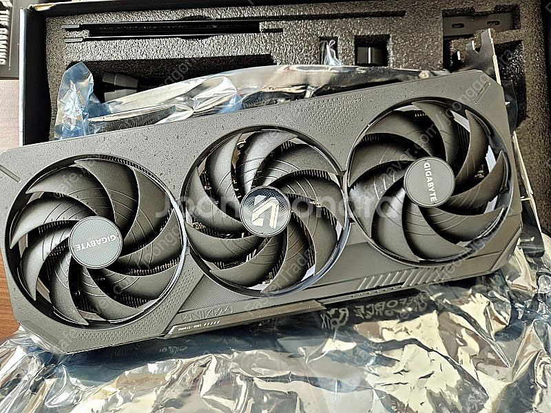 기가바이트 RTX 5090 게이밍 OC 판매합니다--2