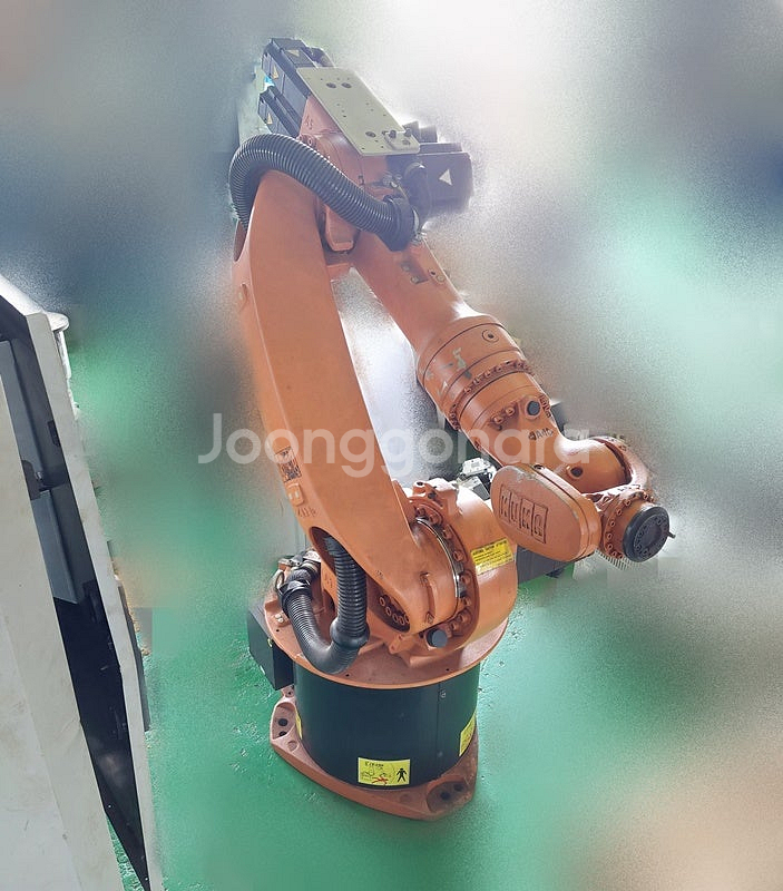 KUKA KR 16-2 KR16-2 KRC2 ed05 ...--6