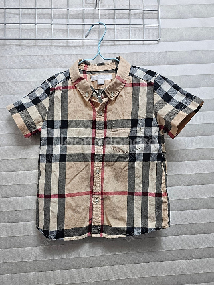 버버리 키즈 반팔셔츠 사이즈 2y 92cm--0