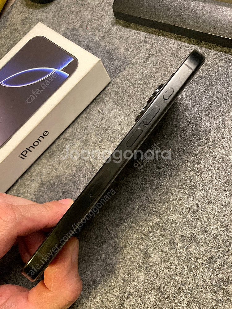 아이폰 16 Pro 256 블랙 자급제 판매합니다--4