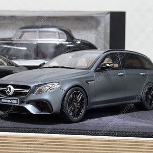 1/18 GT SPIRIT 메르세데스 벤츠 E63 AMG 에스테이트 매트 그린 모형차
