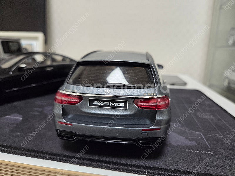 1/18 GT SPIRIT 메르세데스 벤츠 E63 AM...--2