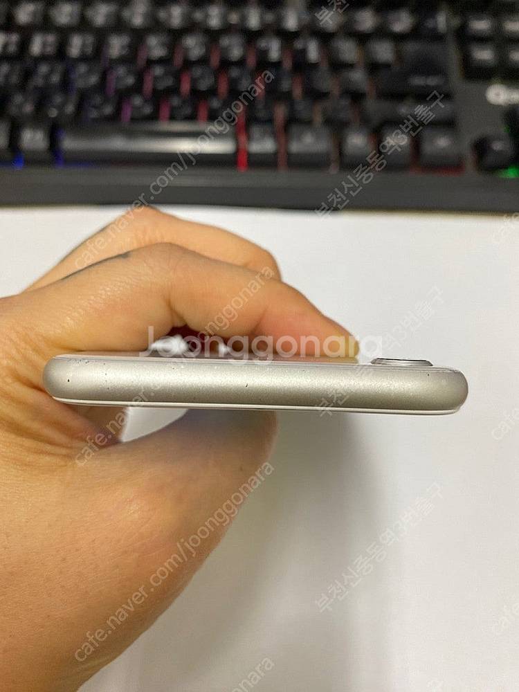 205260 아이폰8 실버 A급 256GB 배터리성능1...--3