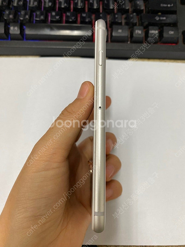 205260 아이폰8 실버 A급 256GB 배터리성능1...--5