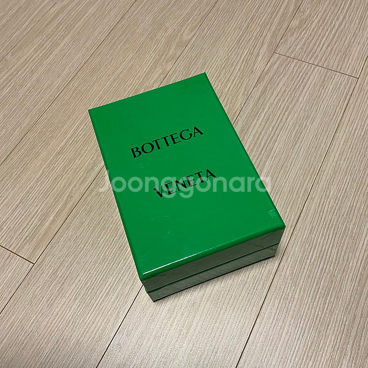 보테가베네타 반지갑 팝니다. 인트레치아토 카세트 폴더 ...--1