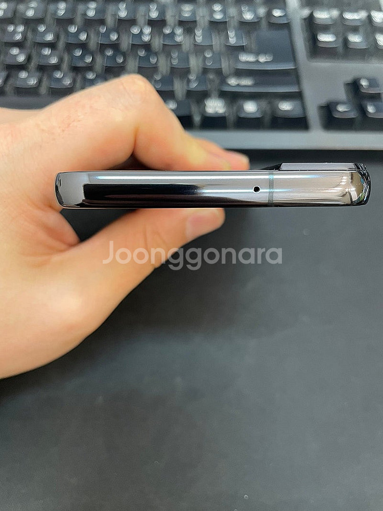 갤럭시S22 블랙 256GB 무잔상 상태좋은 중고24만...--3