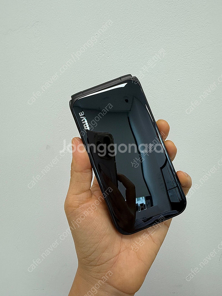M120 마이브 스타일폴더폰 블랙 32기가 7만 판매합...--0