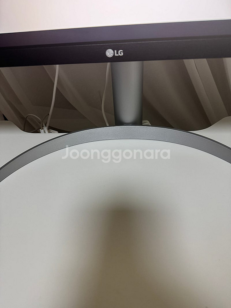 lg 32인치 모니터 스탠드--1