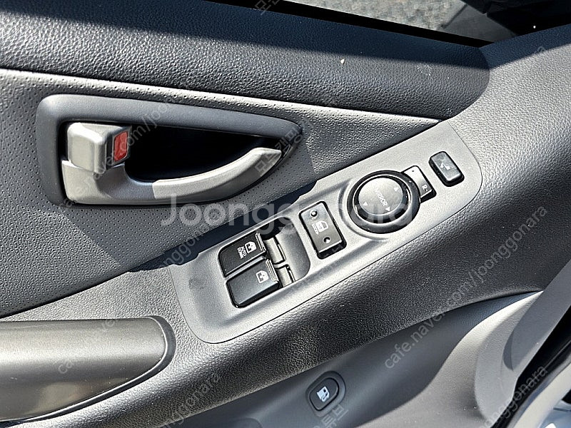 15년식 (더뉴개조)그랜드스타렉스 3인승 하이루프 캠핑카 (DC에어컨,풀옵션) 전액할부가능!--7