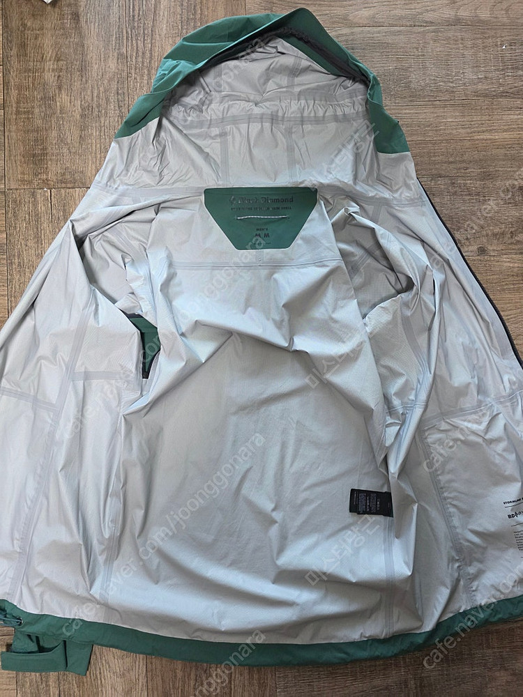 블랙다이아몬드 스톰라인 레인쉘 M사이즈--1