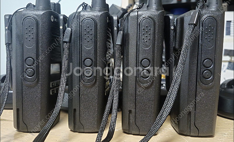 모토로라 디지탈 업무용 무전기 xir-c2720 4대 ...--4