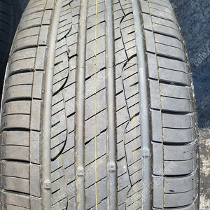[판매] 금호 크루젠 KL33 넥센 엔프리즈 RH7 255/60R18 임판 타이어 팝니다