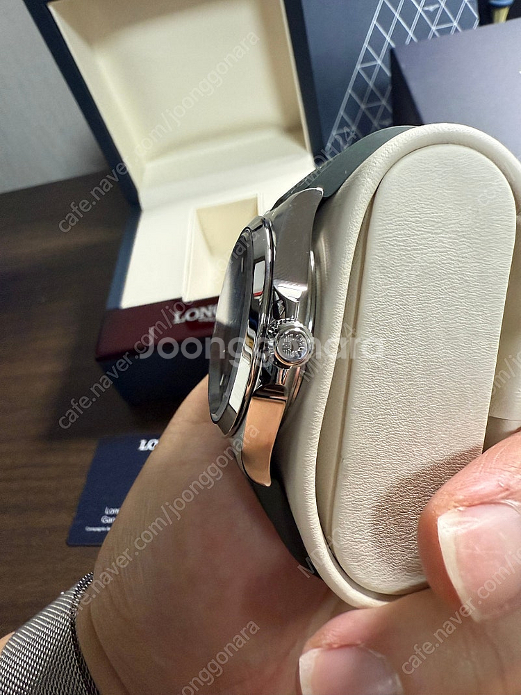 론진 신형 콘퀘스트 38mm 사이즈 그린 색상 판매 (...--4