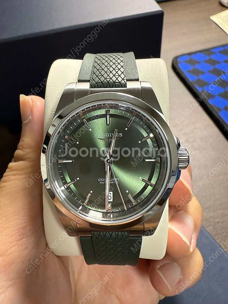 론진 신형 콘퀘스트 38mm 사이즈 그린 색상 판매 (...--5