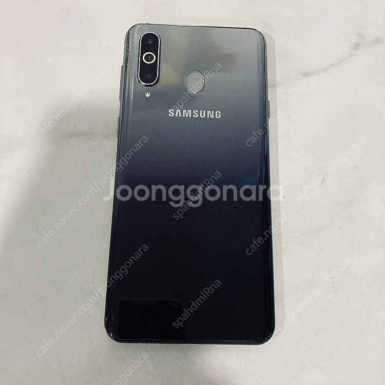 갤럭시 A9프로 실버 128기가 잔상없는기기 5만5천원 판매합니다!--1