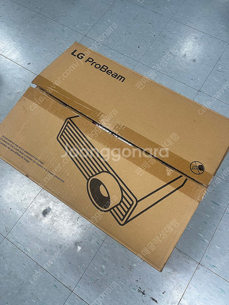 [판매] LG 4K UHD 4800안시 300인치 프로...--2