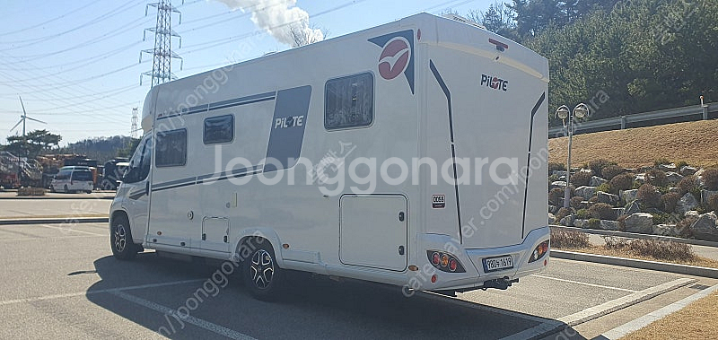 피아트 파일럿 P746GJ 22년12월등록 수입 중고캠핑카 판매--4