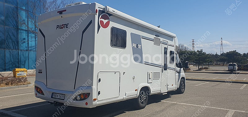 피아트 파일럿 P746GJ 22년12월등록 수입 중고캠핑카 판매--6