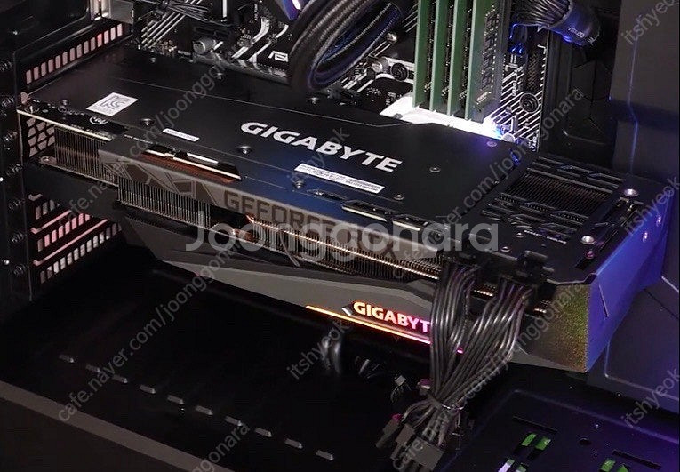 As남음)GIGABYTE RTX 3080Ti 게이밍OC--4