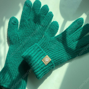 (새상품) 손가락 구멍 뚫려있는 겨울 장갑