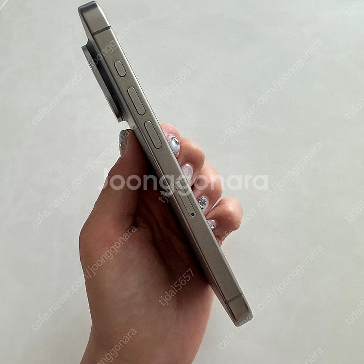 아이폰 15프로 256 내추럴티타늄--4