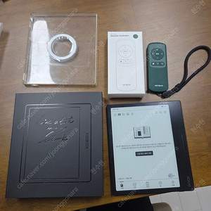 오닉스북스 페이지 7인치 이북리더기(국내 정발판) + 미테르 리모컨