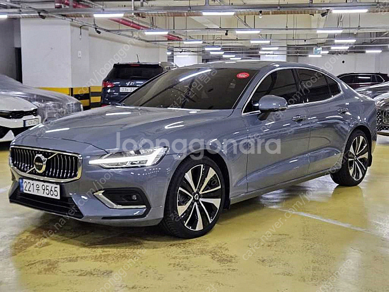 볼보 S60(3세대) B5 얼티메이트 브라이트 중고 판...--1