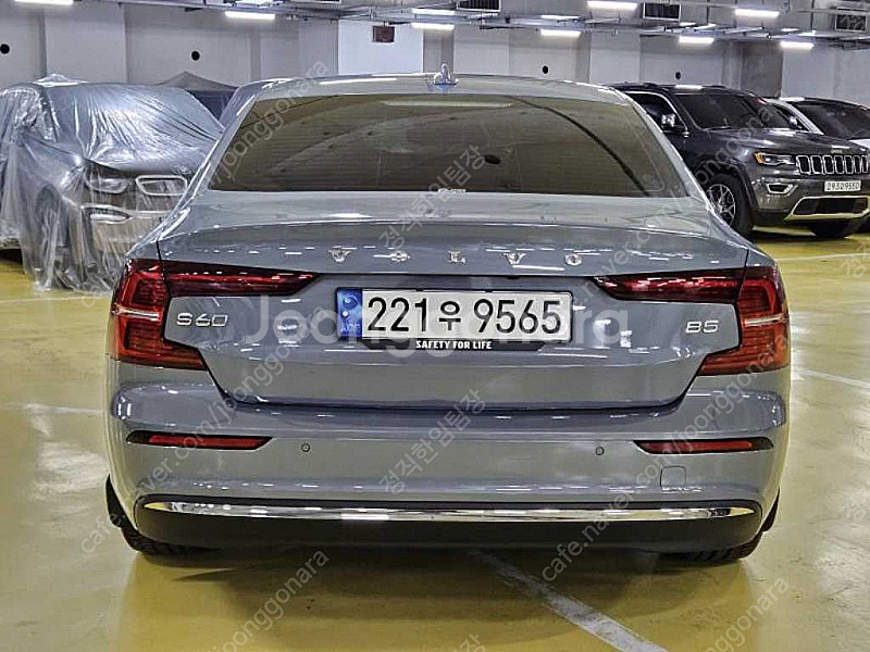 볼보 S60(3세대) B5 얼티메이트 브라이트 중고 판...--2