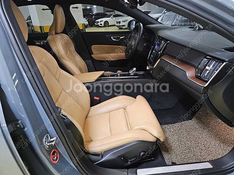 볼보 S60(3세대) B5 얼티메이트 브라이트 중고 판...--5