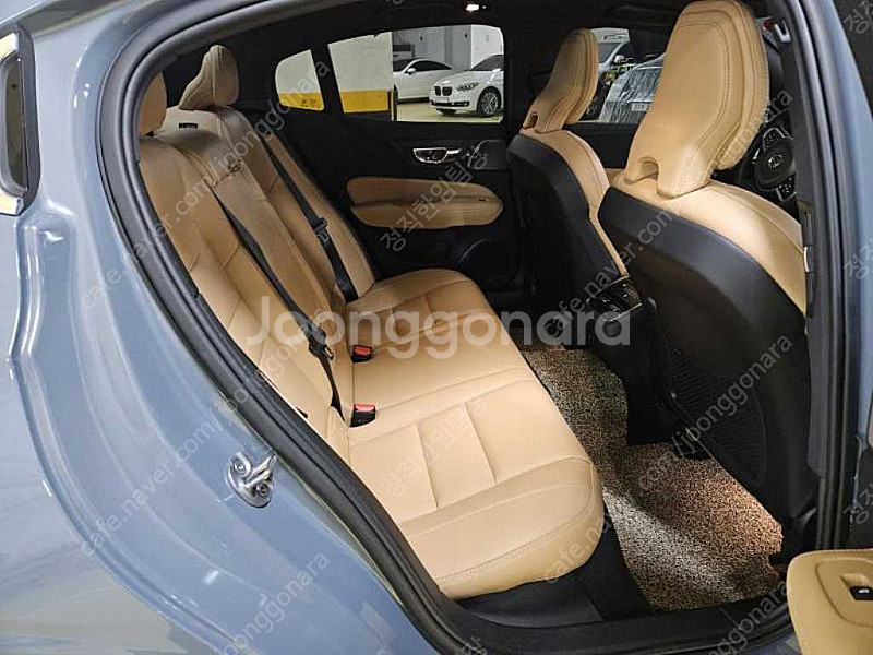 볼보 S60(3세대) B5 얼티메이트 브라이트 중고 판...--8