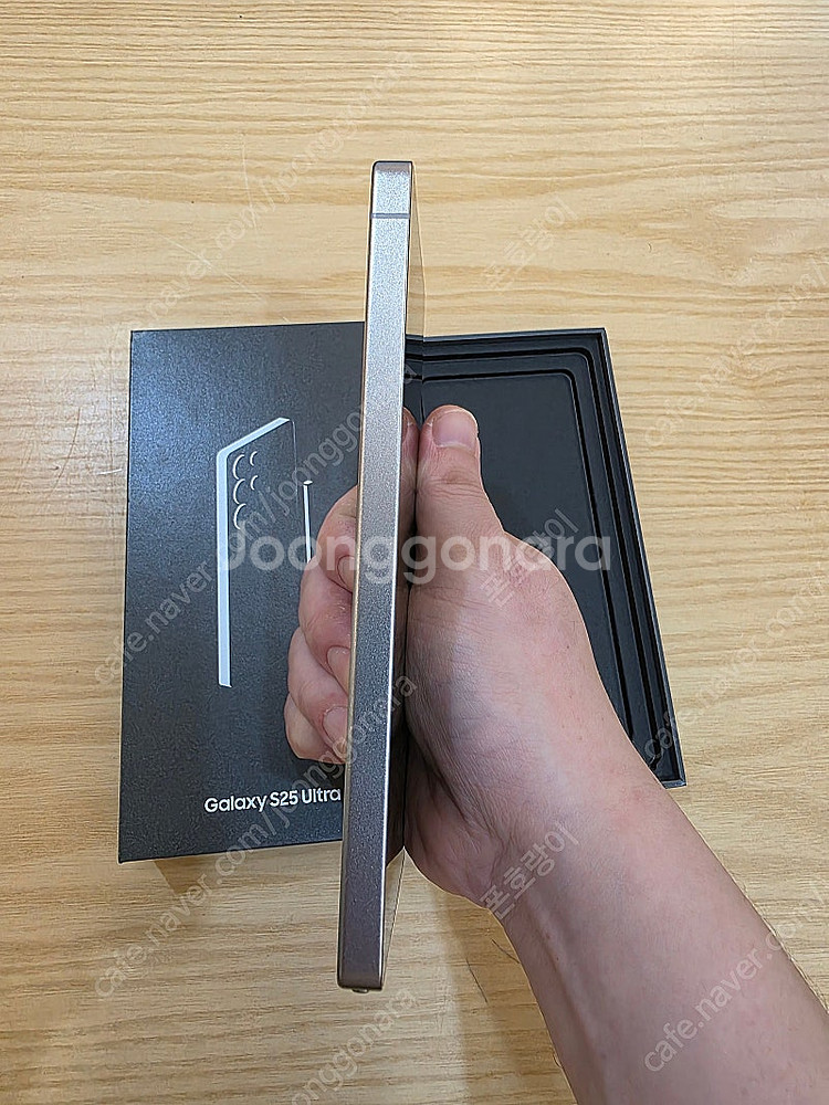 갤럭시s25울트라블랙512gb 자급제폰판매합니다--4