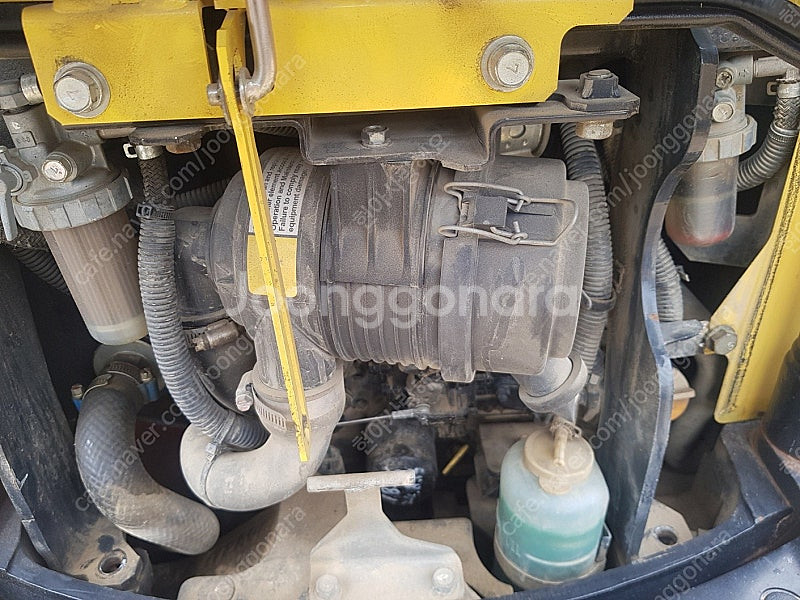 미니굴삭기 얀마VIO17 (1.7톤) 1톤화물차에 실고 다니기좋은 미니굴삭기 2020년 가동시간 2천시간 특A급 팝...--3