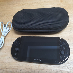 PS vita 2세대 + 게임 6종 판매합니다.