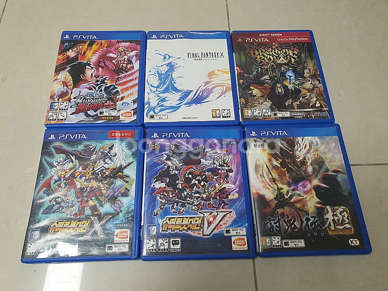PS vita 2세대 + 게임 6종 판매합니다.--8