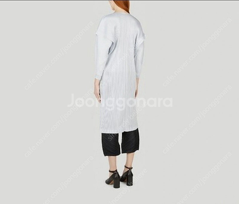 이세이미야케 플리츠플리즈 가디건 라이트그레이 3사이즈--7